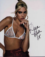 Autographed item – Dua Lipa – Dua Lipa sexy signed photograph