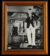 Autographed item – Fred Astaire – Autographed photograph